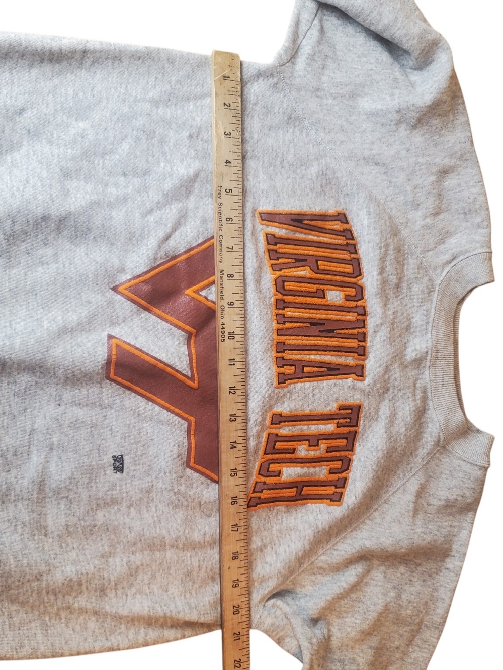 Virginia Tech Gray Crewneck Sweatshirt with Orange VT Emblem. LG. #356 - Picture 8 of 11